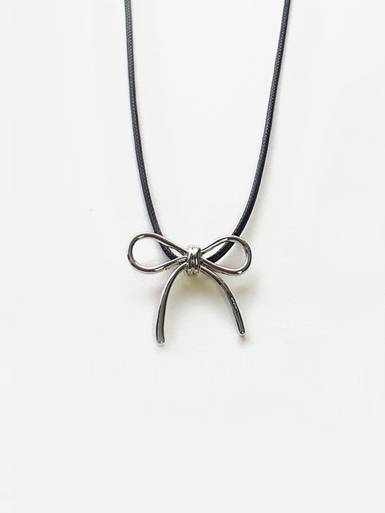 Ribbon Point Leather String Necklace 리본 포인트 가죽 끈 목걸이